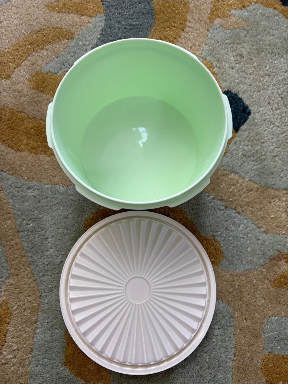 Tupperware classic durable